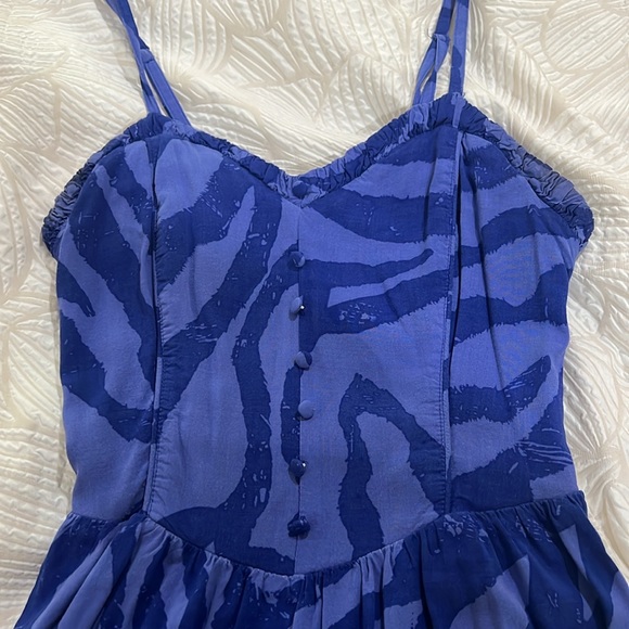 Dark Blue patterned dress, great material and like new condition - Picture 3 of 5
